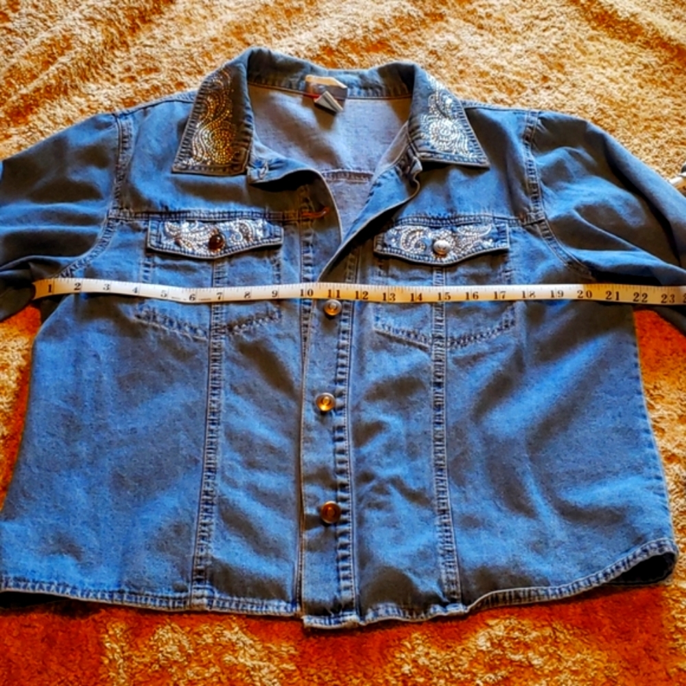 Jean jacket - Picture 3 of 7